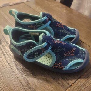 Toddler water shoes